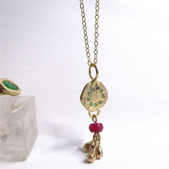 Gold necklace. - Picture 7 of 8